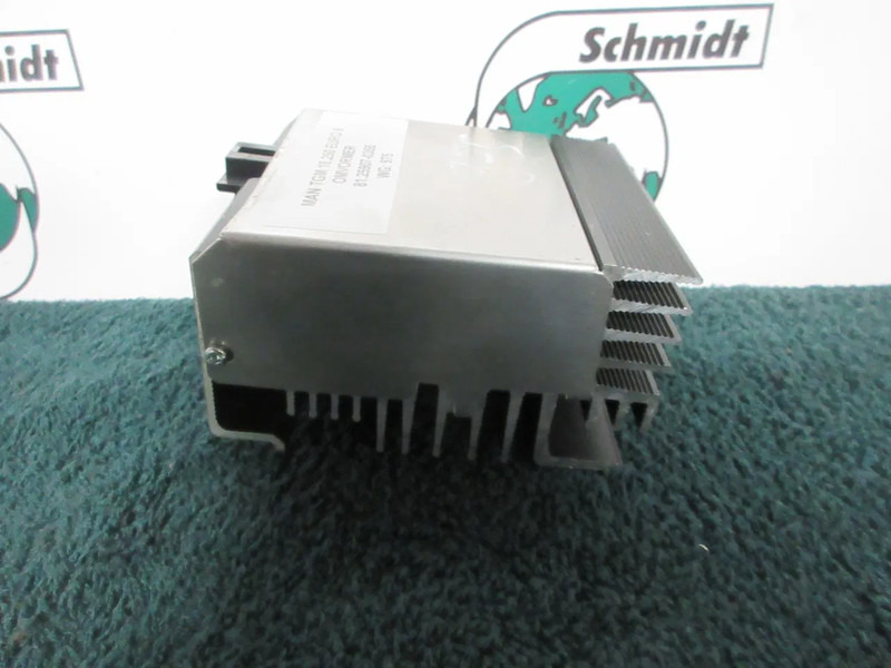 MAN 81.25907-0355 VOLTAGE CONVERTER MAT TGM EURO 6 - Električni sistem za Tovornjak: slika 2 MAN 81.25907-0355 VOLTAGE CONVERTER MAT TGM EURO 6 - Električni sistem za Tovornjak: slika 2