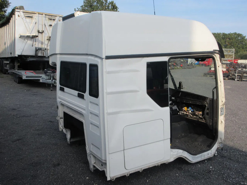 MAN MAN 18.430 TGS NIEUWETYPE MODEL 2023 IS VOOR PART DONER - Kabina in notranjost za Tovornjak: slika 4 MAN MAN 18.430 TGS NIEUWETYPE MODEL 2023 IS VOOR PART DONER - Kabina in notranjost za Tovornjak: slika 4