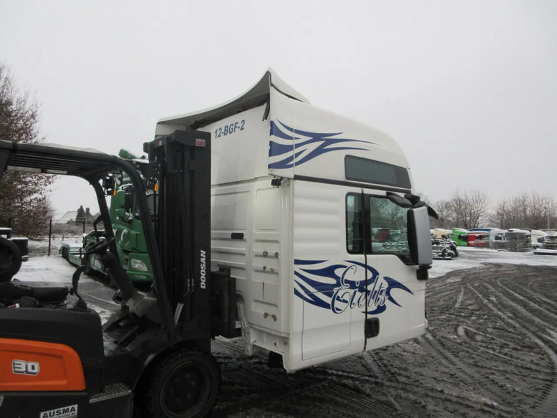 MAN MAN 18.500 TGX MODEL 2020 EURO 6 - Kabina in notranjost za Tovornjak: slika 5 MAN MAN 18.500 TGX MODEL 2020 EURO 6 - Kabina in notranjost za Tovornjak: slika 5
