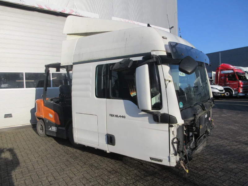 MAN MAN TGX MODEL 18.440 EURO 6 XL UITVOERING - Kabina in notranjost za Tovornjak: slika 3 MAN MAN TGX MODEL 18.440 EURO 6 XL UITVOERING - Kabina in notranjost za Tovornjak: slika 3