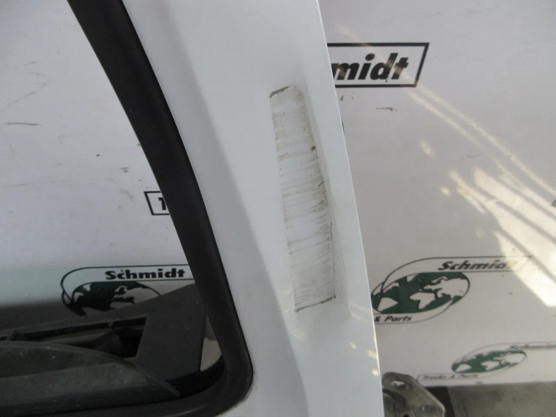 Mercedes-Benz A 960 720 24 03 DEUR MERCEDES 1845 EURO 6 RECHTS - Vrata in deli za Tovornjak: slika 3 Mercedes-Benz A 960 720 24 03 DEUR MERCEDES 1845 EURO 6 RECHTS - Vrata in deli za Tovornjak: slika 3