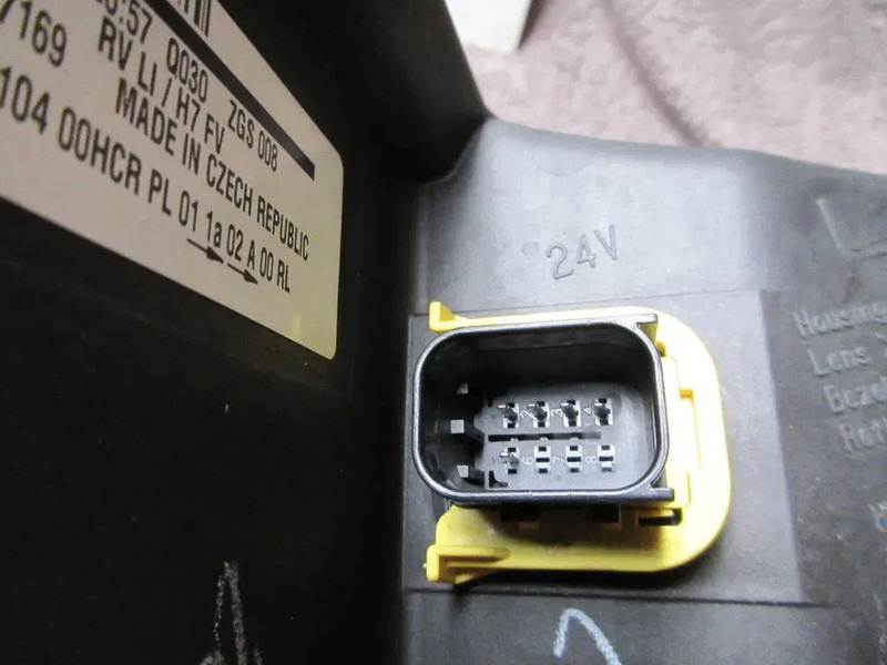 Žarometi za Tovornjak Mercedes-Benz A 960 820 02 39 KOPLAMP MERCEDES 1845 MP4 EURO 6 LINKS: slika 7