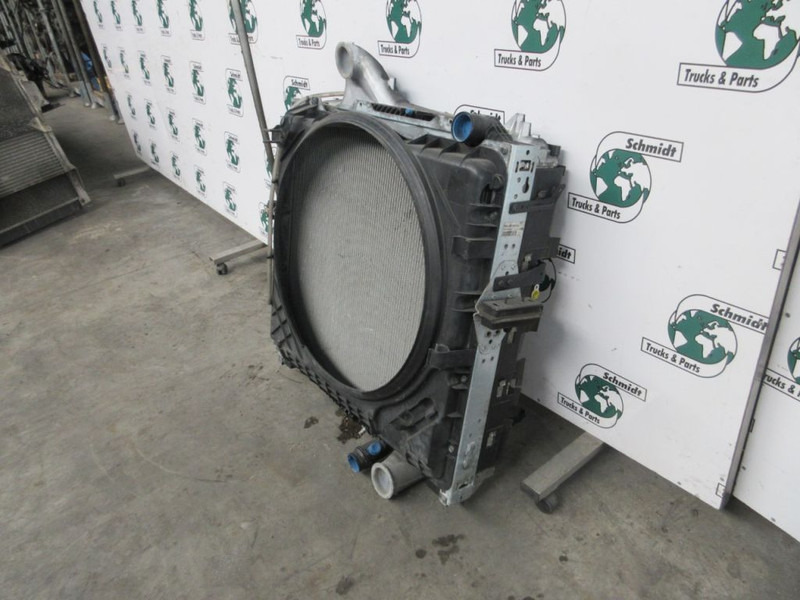 Renault 7422174115 RADIATEUR RENAULT T 460 EURO 6 - Hladilnik motorja za Tovornjak: slika 2 Renault 7422174115 RADIATEUR RENAULT T 460 EURO 6 - Hladilnik motorja za Tovornjak: slika 2