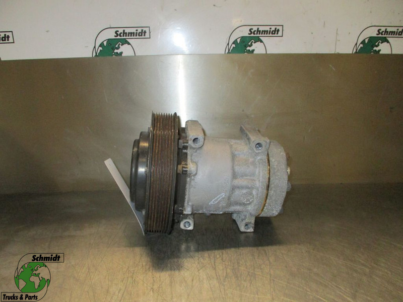 Renault 74827045431 aircopomp T 460 euro 6 - Klimatski del za Tovornjak: slika 1 Renault 74827045431 aircopomp T 460 euro 6 - Klimatski del za Tovornjak: slika 1