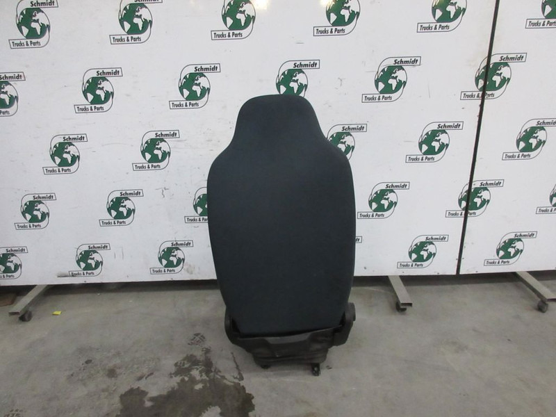 Volvo 825148943// 82514859 STOELEN SET FL 210 EURO 6 - Sedež za Tovornjak: slika 4 Volvo 825148943// 82514859 STOELEN SET FL 210 EURO 6 - Sedež za Tovornjak: slika 4