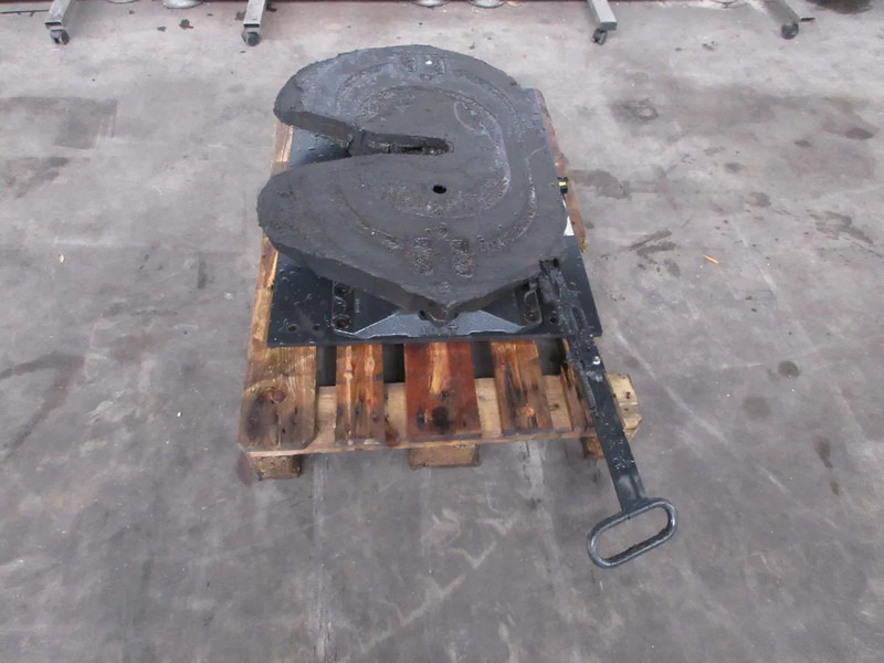Jost JSK 42 MK 26 DRCL MAN 18.420 SCHOTEL MODEL 2020 JSK 42 MK 26 DRCL MAN 18.420 SCHOTEL MODEL 2020 - Spojni element za priklopnik za Tovornjak: slika 2 Jost JSK 42 MK 26 DRCL MAN 18.420 SCHOTEL MODEL 2020 JSK 42 MK 26 DRCL MAN 18.420 SCHOTEL MODEL 2020 - Spojni element za priklopnik za Tovornjak: slika 2