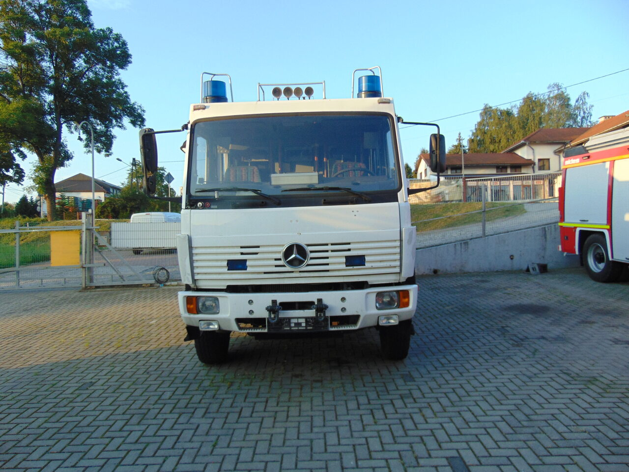 MERCEDES-BENZ 1124AF 4x4 MAGIRUS - Komunalno/ Posebno vozilo: slika 5 MERCEDES-BENZ 1124AF 4x4 MAGIRUS - Komunalno/ Posebno vozilo: slika 5