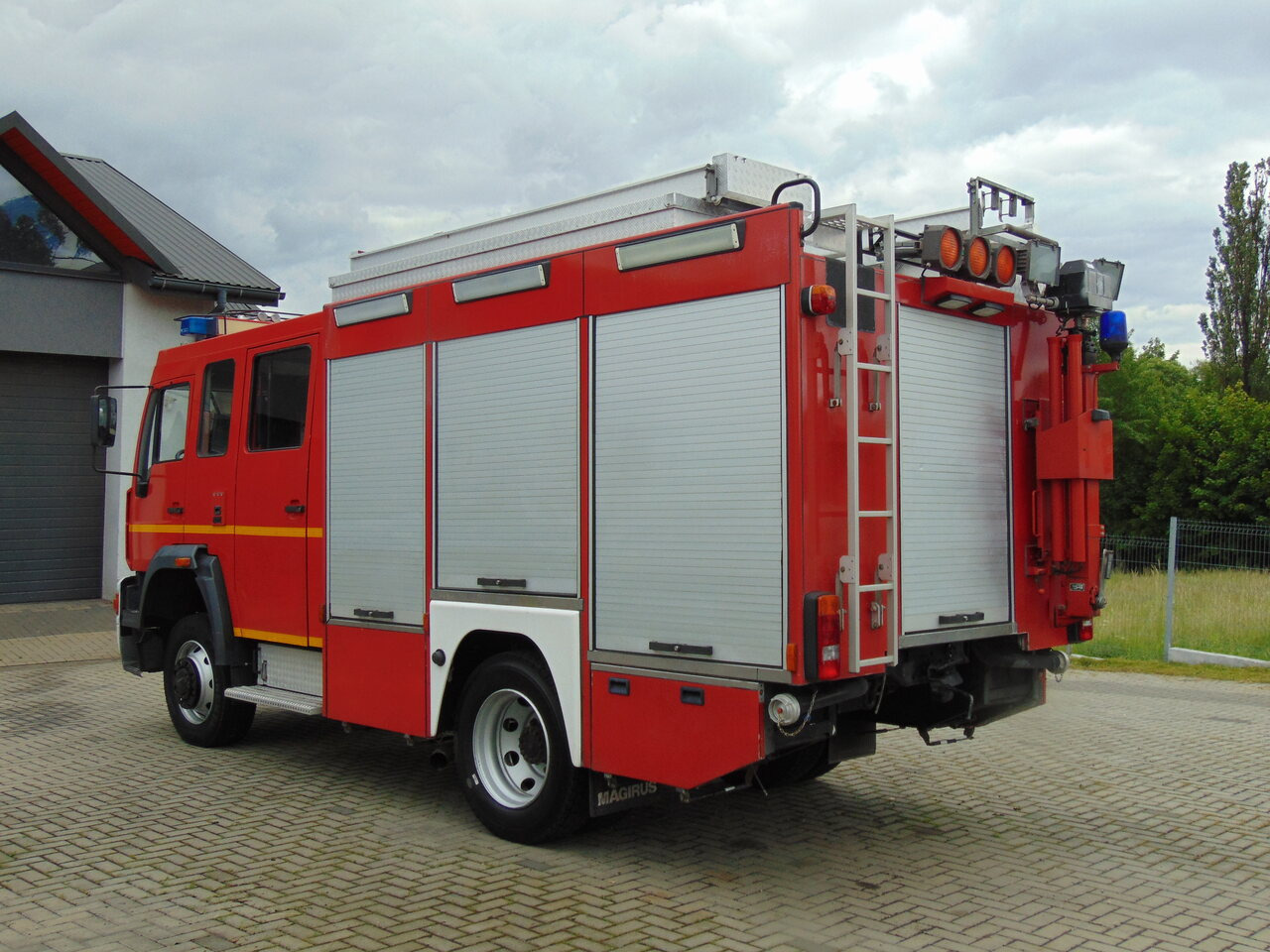 MAN LE14.260 4x4 MAGIRUS - Gasilsko vozilo: slika 3 MAN LE14.260 4x4 MAGIRUS - Gasilsko vozilo: slika 3
