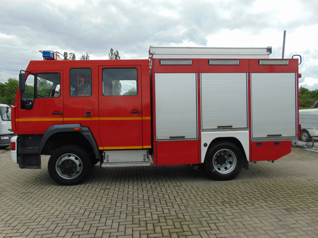 MAN LE14.260 4x4 MAGIRUS - Gasilsko vozilo: slika 5 MAN LE14.260 4x4 MAGIRUS - Gasilsko vozilo: slika 5