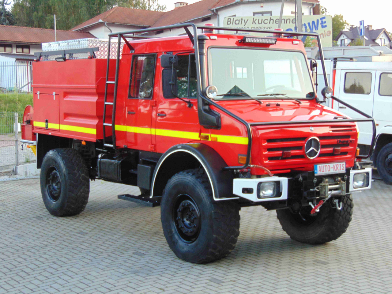 MERCEDES-BENZ Unimog U5000 4x4 DESAUTEL - 5000 WATER !!! - Gasilsko vozilo: slika 2 MERCEDES-BENZ Unimog U5000 4x4 DESAUTEL - 5000 WATER !!! - Gasilsko vozilo: slika 2