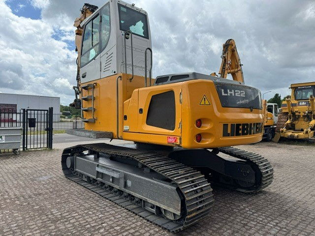 Liebherr LH 22 C Litronic 95 Rijwerk - Bager za prekladanje primarnih/ Sekundarnih surovin: slika 2 Liebherr LH 22 C Litronic 95 Rijwerk - Bager za prekladanje primarnih/ Sekundarnih surovin: slika 2