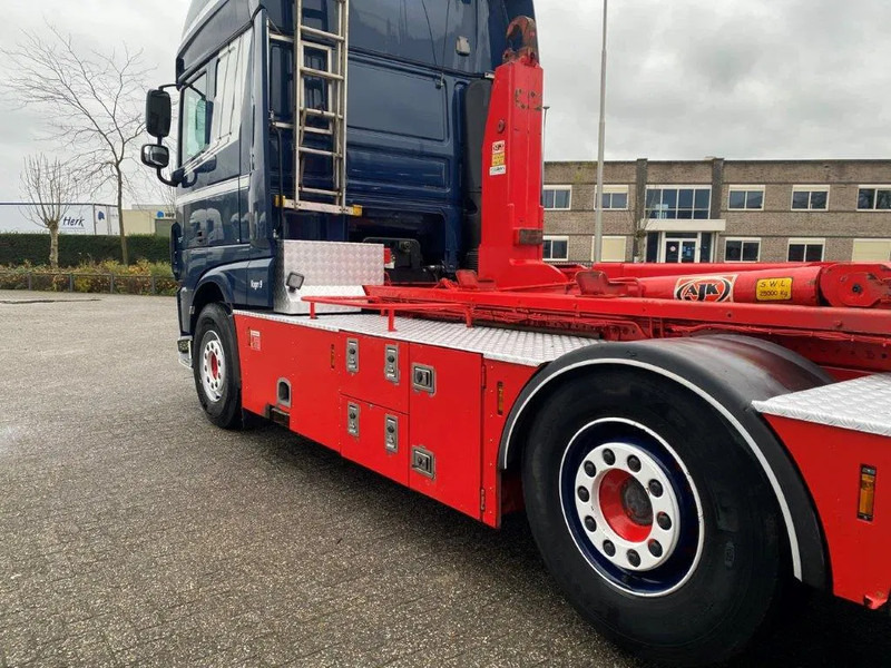 DAF XF106-530 8X2 / AJK HOOKLIFT 25000KG / 9 TON FRONT AXLE / NAVI / ONLY:612482 KM / SSC / AUTOMATIC / EURO-6 / 2019 lizing DAF XF106-530 8X2 / AJK HOOKLIFT 25000KG / 9 TON FRONT AXLE / NAVI / ONLY:612482 KM / SSC / AUTOMATIC / EURO-6 / 2019: slika 10 DAF XF106-530 8X2 / AJK HOOKLIFT 25000KG / 9 TON FRONT AXLE / NAVI / ONLY:612482 KM / SSC / AUTOMATIC / EURO-6 / 2019 lizing DAF XF106-530 8X2 / AJK HOOKLIFT 25000KG / 9 TON FRONT AXLE / NAVI / ONLY:612482 KM / SSC / AUTOMATIC / EURO-6 / 2019: slika 10