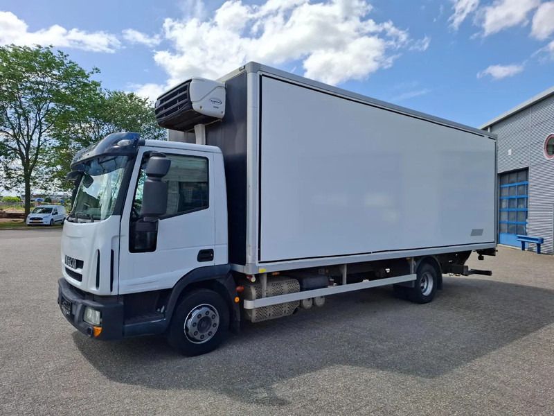 Iveco EuroCargo 120 / COOL TRUCK / CARRIER XARIOS 600 / PLATFORM 2000KG / ONLY:340634 KM / AIRCO / MANUAL / EURO-6 / 2014 - Izotermični tovornjak: slika 1 Iveco EuroCargo 120 / COOL TRUCK / CARRIER XARIOS 600 / PLATFORM 2000KG / ONLY:340634 KM / AIRCO / MANUAL / EURO-6 / 2014 - Izotermični tovornjak: slika 1