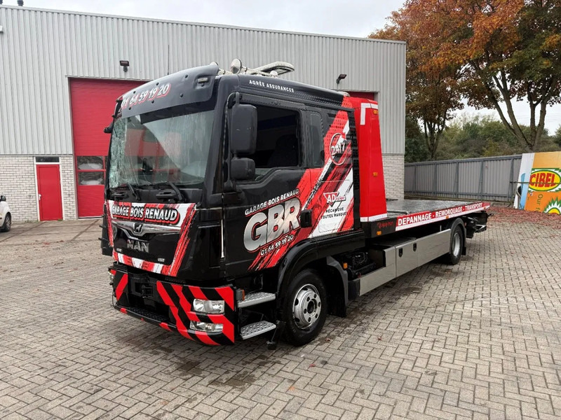 MAN TGL 12.250 / ENGINE RUNNING / ONLY:276364 KM / TOW-TRUCK / CLEPEL / WINCH / REMOTE / 6PERSONS / AUTOMATIC / EURO-6 / 2018 - Vlečno vozilo: slika 2 MAN TGL 12.250 / ENGINE RUNNING / ONLY:276364 KM / TOW-TRUCK / CLEPEL / WINCH / REMOTE / 6PERSONS / AUTOMATIC / EURO-6 / 2018 - Vlečno vozilo: slika 2