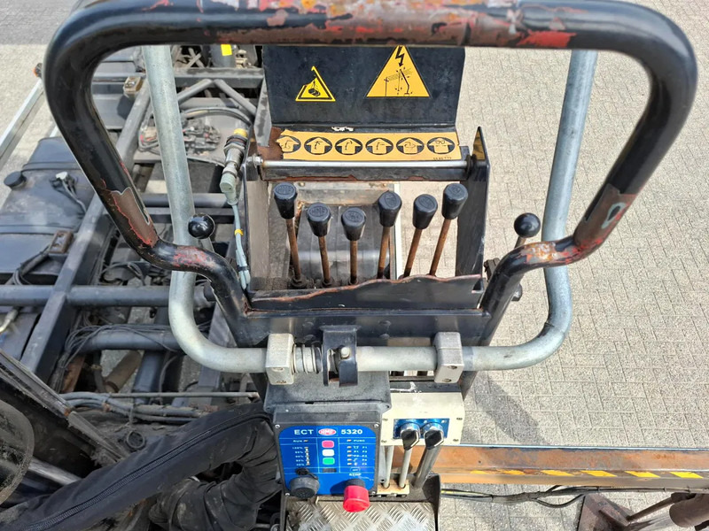 MAN TGM 18.250 / 4X4 / NL TRUCK / TUV:30-04-2026 / 118783 KM / HMF 1110 K2 / ROTATOR / GOOD TYRES / FULL-STEEL / DRUM BRAKES / MANUA lizing MAN TGM 18.250 / 4X4 / NL TRUCK / TUV:30-04-2026 / 118783 KM / HMF 1110 K2 / ROTATOR / GOOD TYRES / FULL-STEEL / DRUM BRAKES / MANUA: slika 17