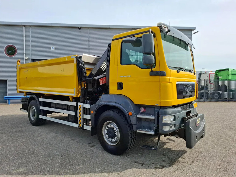 MAN TGM 18.250 / 4X4 / NL TRUCK / TUV:30-04-2026 / 118783 KM / HMF 1110 K2 / ROTATOR / GOOD TYRES / FULL-STEEL / DRUM BRAKES / MANUA - Tovornjak prekucnik, Tovornjak z dvigalom: slika 4 MAN TGM 18.250 / 4X4 / NL TRUCK / TUV:30-04-2026 / 118783 KM / HMF 1110 K2 / ROTATOR / GOOD TYRES / FULL-STEEL / DRUM BRAKES / MANUA - Tovornjak prekucnik, Tovornjak z dvigalom: slika 4