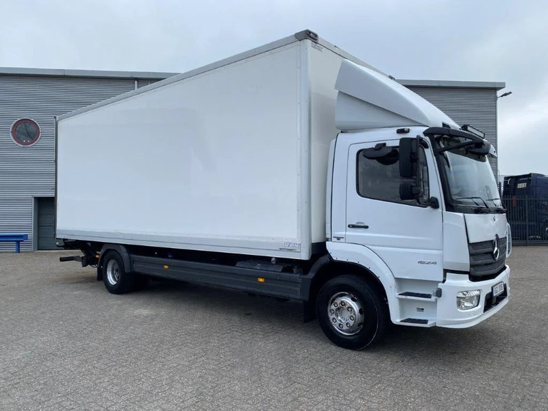 Mercedes-Benz ATEGO 1624 / AUTOMATIC / CLOSED BOX / SIDE DOORS / AIRCO / LWDS / FCW / EURO-6 / 2016 - Tovornjak zabojnik: slika 2 Mercedes-Benz ATEGO 1624 / AUTOMATIC / CLOSED BOX / SIDE DOORS / AIRCO / LWDS / FCW / EURO-6 / 2016 - Tovornjak zabojnik: slika 2