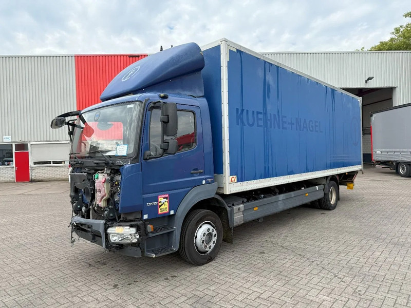 Mercedes-Benz Atego 1218 / ENGINE RUNNING / ONLY:204997 KM / CLOSED BOX / PLATFORM 1500KG / LWDS / AIRCO / AUTOMATIC / EURO-6 / 2017 - Tovornjak zabojnik: slika 1 Mercedes-Benz Atego 1218 / ENGINE RUNNING / ONLY:204997 KM / CLOSED BOX / PLATFORM 1500KG / LWDS / AIRCO / AUTOMATIC / EURO-6 / 2017 - Tovornjak zabojnik: slika 1
