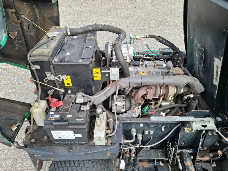 Vrtna kosilnica Ransomes HR6010 / 6719 HOURS / 4 WHEEL DRIVE / HYDROSTATIC / 60 HP / AIRCO / CLOSED CABIN / 2008 /: slika 14