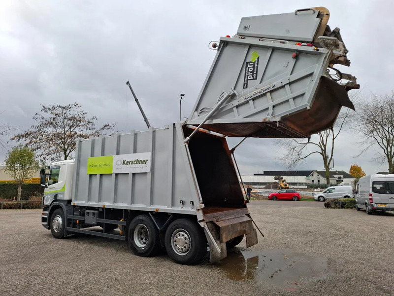 Scania P360 / RETARDER / ONLY:234640 KM / LENKACHSE / AIRCO / WORKING GARBAGE TRUCK / AUTOMATIC / EURO-5 / 2013 - Smetarski tovornjak: slika 4 Scania P360 / RETARDER / ONLY:234640 KM / LENKACHSE / AIRCO / WORKING GARBAGE TRUCK / AUTOMATIC / EURO-5 / 2013 - Smetarski tovornjak: slika 4