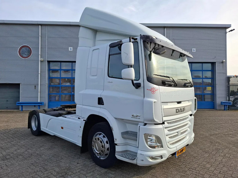 DAF CF 400 / NL TRUCK / TUV:12-10-2025 / ONLY:628745 KM / ACC / LWDS / AIRCO / SIDESKIRTS / AUTOMATIC / EURO-6 / 2016 - Vlačilec: slika 2 DAF CF 400 / NL TRUCK / TUV:12-10-2025 / ONLY:628745 KM / ACC / LWDS / AIRCO / SIDESKIRTS / AUTOMATIC / EURO-6 / 2016 - Vlačilec: slika 2