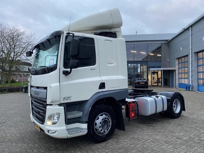 DAF CF370 / NICE CLEAN NL TRUCK / TYRES 80% / AUTOMATIC / EURO-6 / 2015 - Vlačilec: slika 1 DAF CF370 / NICE CLEAN NL TRUCK / TYRES 80% / AUTOMATIC / EURO-6 / 2015 - Vlačilec: slika 1