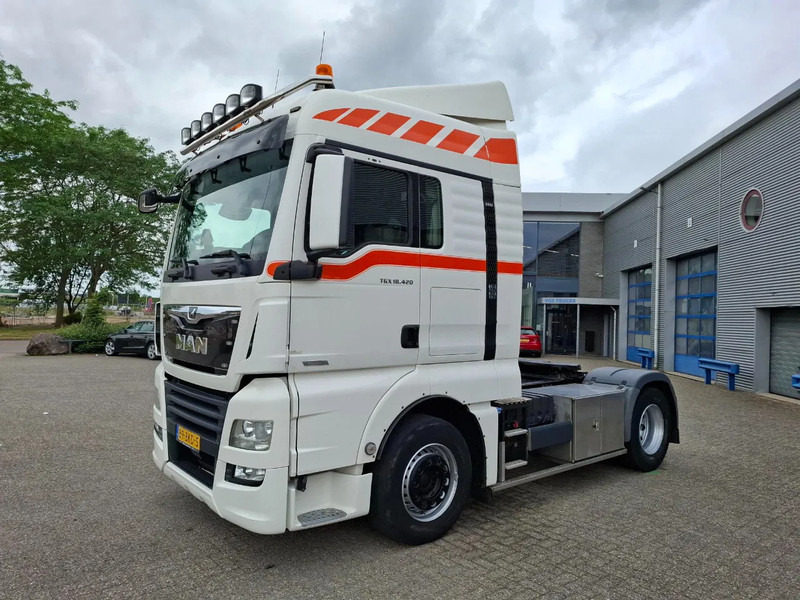 MAN TGX 18.440 / NL TRUCK / ONLY:299058 KM / NAVI / ACC / LWDS / FRIDGE / AUTOMATIC / EURO-6 / 2017 - Vlačilec: slika 1 MAN TGX 18.440 / NL TRUCK / ONLY:299058 KM / NAVI / ACC / LWDS / FRIDGE / AUTOMATIC / EURO-6 / 2017 - Vlačilec: slika 1