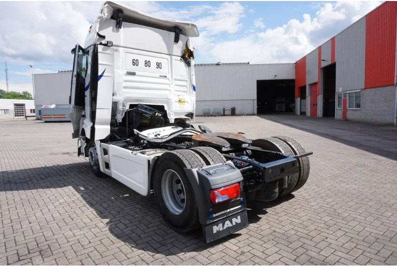 MAN TGX18.470 / AUTOMATIC / INTARDER / NEW TYPE / EURO-6 / 2021 - Vlačilec: slika 4 MAN TGX18.470 / AUTOMATIC / INTARDER / NEW TYPE / EURO-6 / 2021 - Vlačilec: slika 4
