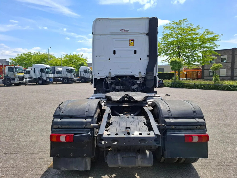 Mercedes-Benz Actros 1945 / HYDRAULICS / LWDS / SMART TACHO / 2XBED / FRIDGE / AUTOMATIC / EURO-6 / 2019 - Vlačilec: slika 4 Mercedes-Benz Actros 1945 / HYDRAULICS / LWDS / SMART TACHO / 2XBED / FRIDGE / AUTOMATIC / EURO-6 / 2019 - Vlačilec: slika 4