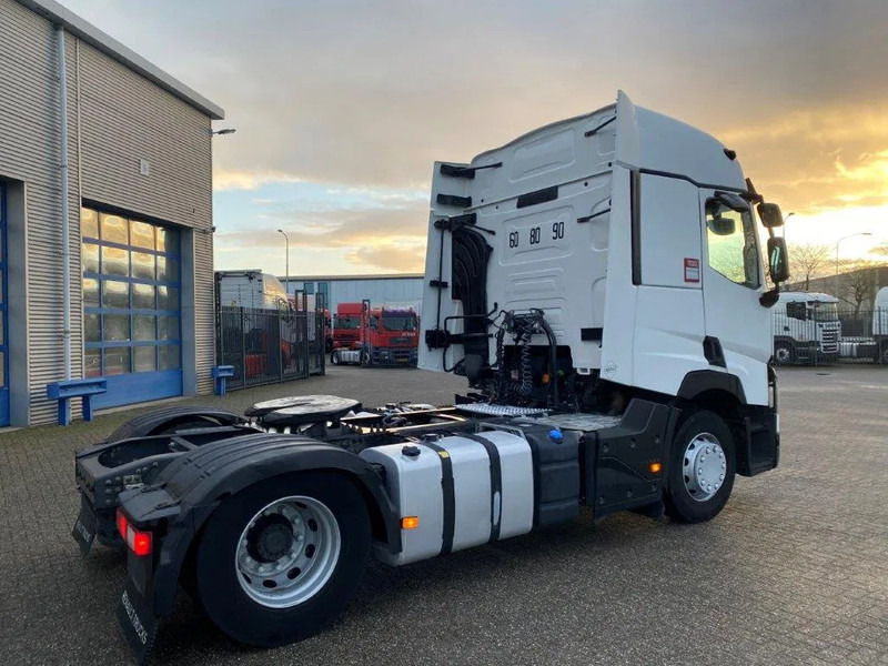 Renault T480 COMFORT / DOUBLE TANK / LWDS / AIRCO / 2XBED / AUTOMATIC / EURO-6 / 2016 - Vlačilec: slika 5 Renault T480 COMFORT / DOUBLE TANK / LWDS / AIRCO / 2XBED / AUTOMATIC / EURO-6 / 2016 - Vlačilec: slika 5