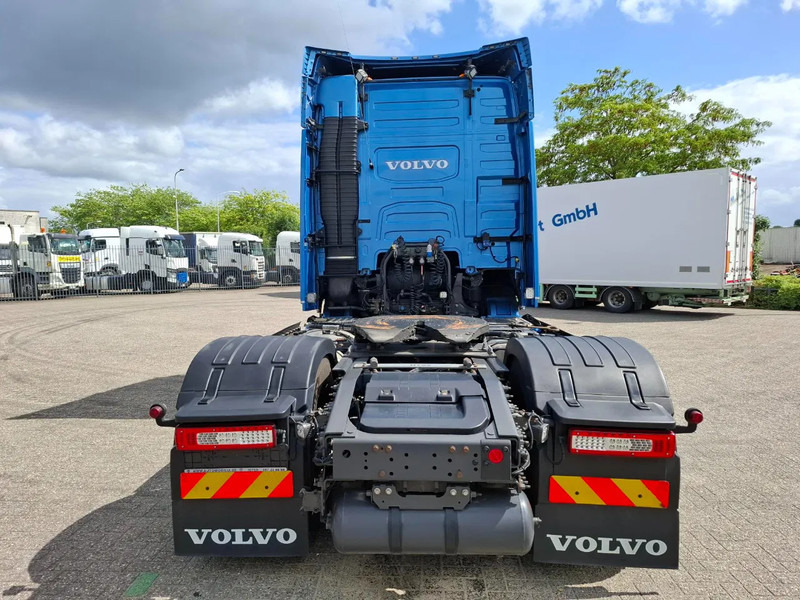 Volvo FH4-500 / HYDRAULICS / 675811 KM / VEB+ / PARKCOOL / NAVI / LWDS / ACC / FULL OPTION / TOP CONDITION / EURO-6 / 2018 - Vlačilec: slika 4 Volvo FH4-500 / HYDRAULICS / 675811 KM / VEB+ / PARKCOOL / NAVI / LWDS / ACC / FULL OPTION / TOP CONDITION / EURO-6 / 2018 - Vlačilec: slika 4