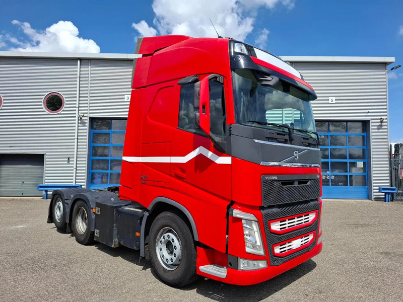 Volvo FH4-500 / VEB+ / ACC / LWDS / FRIDGE / FULL-AIR / 719722 KM / AUTOMATIC / EURO-6 / 2018 - Vlačilec: slika 2 Volvo FH4-500 / VEB+ / ACC / LWDS / FRIDGE / FULL-AIR / 719722 KM / AUTOMATIC / EURO-6 / 2018 - Vlačilec: slika 2