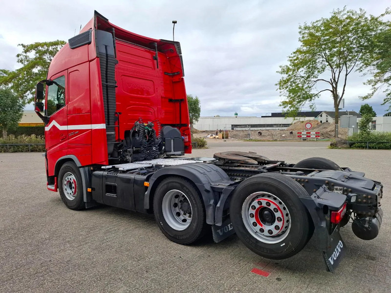Volvo FH4-500 / VEB+ / ACC / LWDS / FULL-AIR / LIFT AXLE / 705064 KM / FRIDGE / AUTOMATIC / EURO-6 / 2018 - Vlačilec: slika 3 Volvo FH4-500 / VEB+ / ACC / LWDS / FULL-AIR / LIFT AXLE / 705064 KM / FRIDGE / AUTOMATIC / EURO-6 / 2018 - Vlačilec: slika 3