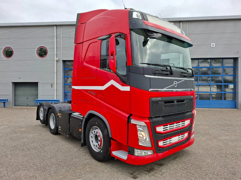 Volvo FH4-500 / VEB+ / ACC / LWDS / FULL-AIR / LIFT AXLE / 705064 KM / FRIDGE / AUTOMATIC / EURO-6 / 2018 - Vlačilec: slika 2 Volvo FH4-500 / VEB+ / ACC / LWDS / FULL-AIR / LIFT AXLE / 705064 KM / FRIDGE / AUTOMATIC / EURO-6 / 2018 - Vlačilec: slika 2