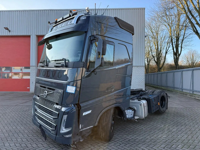 Volvo FH5-460 / VEB+ / HYDRAULICS / I-PARKCOOL / ONLY:188538 KM / FULL-AIR / ACC / LWDS / AUTOMATIC / EURO-6 / 2023 - Vlačilec: slika 1 Volvo FH5-460 / VEB+ / HYDRAULICS / I-PARKCOOL / ONLY:188538 KM / FULL-AIR / ACC / LWDS / AUTOMATIC / EURO-6 / 2023 - Vlačilec: slika 1