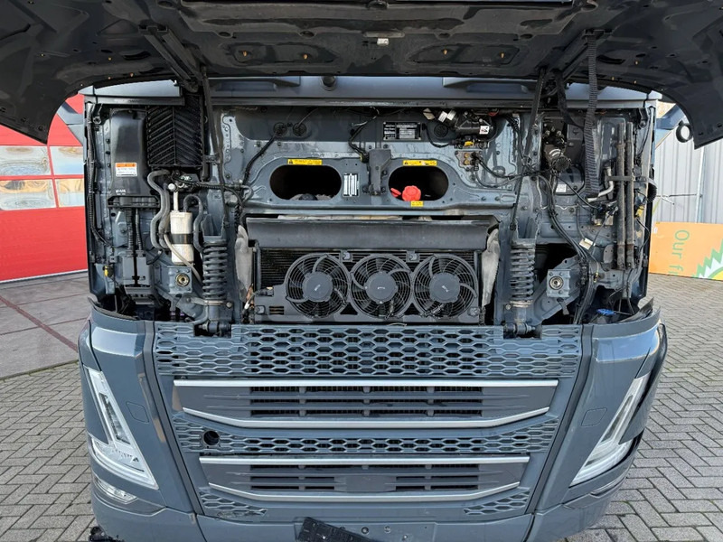 Volvo FH5-460 / VEB+ / HYDRAULICS / I-PARKCOOL / ONLY:188538 KM / FULL-AIR / ACC / LWDS / AUTOMATIC / EURO-6 / 2023 - Vlačilec: slika 5 Volvo FH5-460 / VEB+ / HYDRAULICS / I-PARKCOOL / ONLY:188538 KM / FULL-AIR / ACC / LWDS / AUTOMATIC / EURO-6 / 2023 - Vlačilec: slika 5