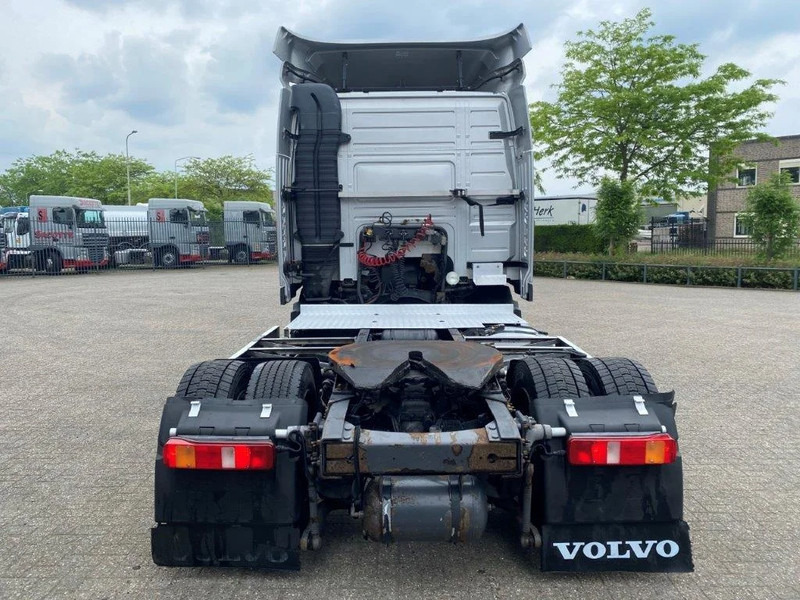 Volvo FM9-300 / MEGA / FULL-AIR / XENON / ONLY:372618KM / MANUAL / EURO-3 / 2004 - Vlačilec: slika 4 Volvo FM9-300 / MEGA / FULL-AIR / XENON / ONLY:372618KM / MANUAL / EURO-3 / 2004 - Vlačilec: slika 4