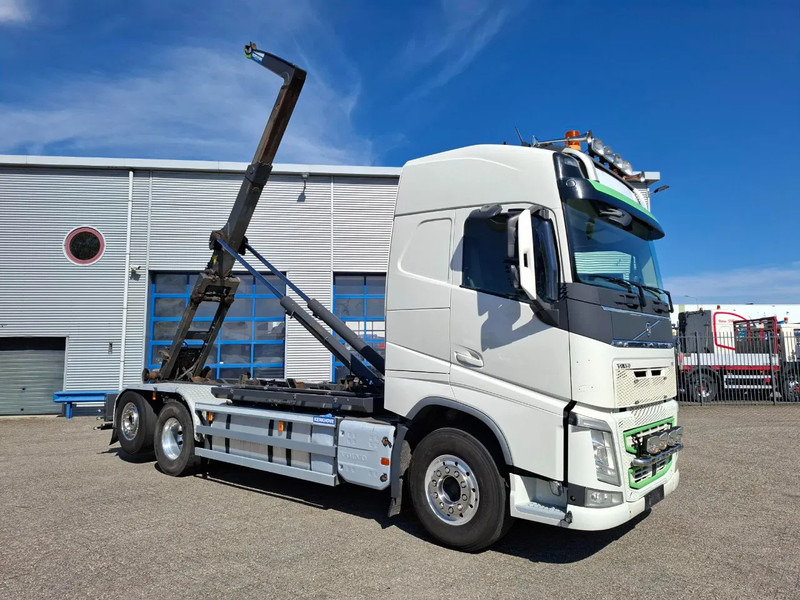 Volvo FH4-500 / VEB+ / HOOK 22 TON / LIFT+LENKACHSE / TUV:02-02-2026 / FULL-AIR / LWDS / NAVI / ALCOA / AUTOMATIC / EURO-6 / 2017 - Kotalni prekucni tovornjak: slika 3 Volvo FH4-500 / VEB+ / HOOK 22 TON / LIFT+LENKACHSE / TUV:02-02-2026 / FULL-AIR / LWDS / NAVI / ALCOA / AUTOMATIC / EURO-6 / 2017 - Kotalni prekucni tovornjak: slika 3