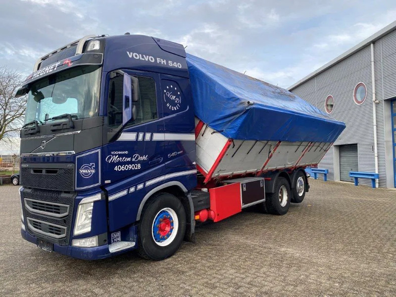 Volvo FH4-540 / VEB+ / ACC / LWDS / 3SIDE TIPPER / DYNAMIC STEERING / LEATHER / FULL-AIR / AUTOMATIC / EURO-6 / 2017 - Tovornjak prekucnik: slika 2 Volvo FH4-540 / VEB+ / ACC / LWDS / 3SIDE TIPPER / DYNAMIC STEERING / LEATHER / FULL-AIR / AUTOMATIC / EURO-6 / 2017 - Tovornjak prekucnik: slika 2