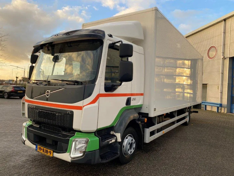 Volvo FL5-210 / NL TRUCK / ONLY:495823 KM / PLATFORM 1500 KG / AUTOMATIC / EURO-6 / 2017 - Tovornjak zabojnik: slika 1 Volvo FL5-210 / NL TRUCK / ONLY:495823 KM / PLATFORM 1500 KG / AUTOMATIC / EURO-6 / 2017 - Tovornjak zabojnik: slika 1