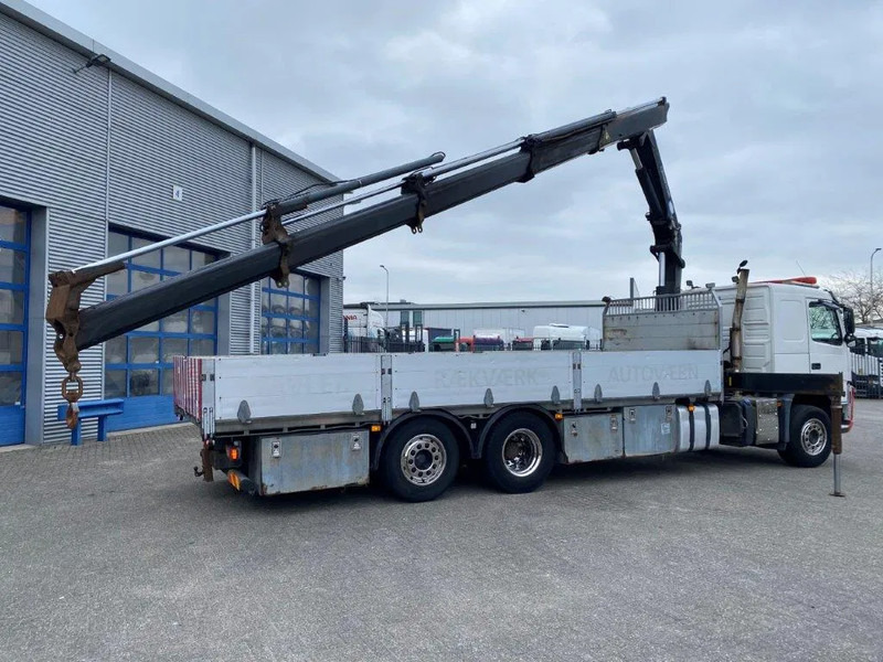 Volvo FM11-370 / CRANE HMF 2020-K4 REMOTE / ONLY:371226 KM / LIFT AXLE / FULL-AIR / AIRCO / AUTOMATIC / EURO-5 / 2012 - Tovornjak z dvigalom: slika 4 Volvo FM11-370 / CRANE HMF 2020-K4 REMOTE / ONLY:371226 KM / LIFT AXLE / FULL-AIR / AIRCO / AUTOMATIC / EURO-5 / 2012 - Tovornjak z dvigalom: slika 4