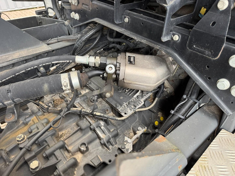 DAF CF85-460 6x2 VDL Hook system, LZV-Ontheffing, 300.000 Km!!! - Kotalni prekucni tovornjak: slika 5 DAF CF85-460 6x2 VDL Hook system, LZV-Ontheffing, 300.000 Km!!! - Kotalni prekucni tovornjak: slika 5