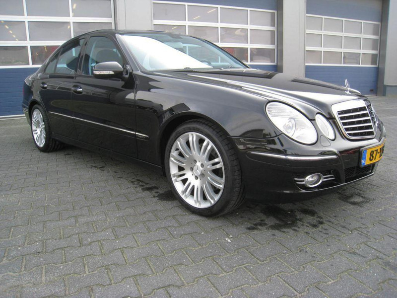 Mercedes-Benz E-Klasse 280 CDI, Sport - Limuzina: slika 1 Mercedes-Benz E-Klasse 280 CDI, Sport - Limuzina: slika 1