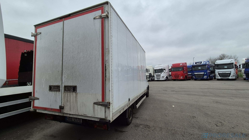 IVECO DAILY 35S16 skříň - 8 palet - Dostavno vozilo z zabojnikom: slika 4 IVECO DAILY 35S16 skříň - 8 palet - Dostavno vozilo z zabojnikom: slika 4