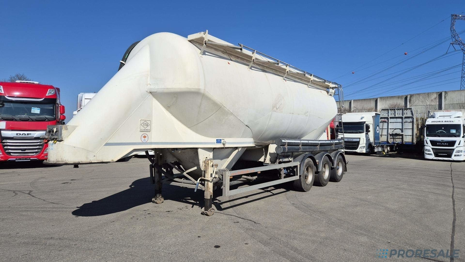 OSTATNÍ FELDBINDER EUT 40.3 SILOCISTERNA - 2 komory - 40 m3 - Silos cisterna: slika 2 OSTATNÍ FELDBINDER EUT 40.3 SILOCISTERNA - 2 komory - 40 m3 - Silos cisterna: slika 2
