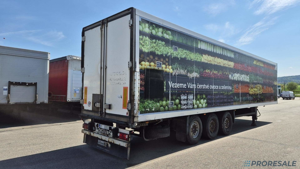 SCHMITZ CARGOBULL SKO 24/L - 13.4 FP60 COOL - mrazírenský - MULTITEMP + dělící stěna + agregát CARRIER MAXINA 1300 Mt - Polprikolica hladilnik: slika 3 SCHMITZ CARGOBULL SKO 24/L - 13.4 FP60 COOL - mrazírenský - MULTITEMP + dělící stěna + agregát CARRIER MAXINA 1300 Mt - Polprikolica hladilnik: slika 3