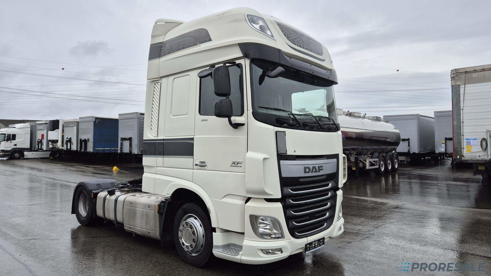 DAF XF 510 FT LOW DECK SSC EURO 6 - Vlačilec: slika 1 DAF XF 510 FT LOW DECK SSC EURO 6 - Vlačilec: slika 1