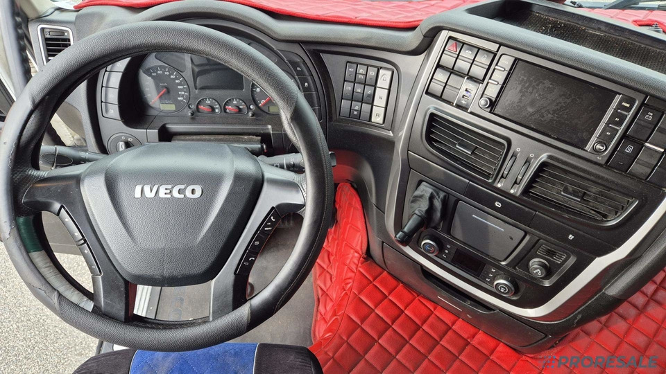 IVECO STRALIS AS440/48T LOW DECK EURO 6 - Vlačilec: slika 3 IVECO STRALIS AS440/48T LOW DECK EURO 6 - Vlačilec: slika 3