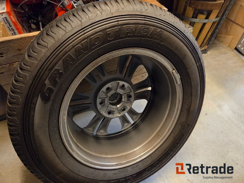 4 stk ubrukte felger og dekk som passer Mitsubishi L200 2022 mod - Gradbena oprema: slika 5 4 stk ubrukte felger og dekk som passer Mitsubishi L200 2022 mod - Gradbena oprema: slika 5