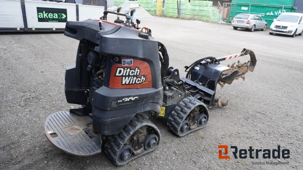 Ditch Witch Zhan R300 5 Redskap - Gradbena oprema: slika 3 Ditch Witch Zhan R300 5 Redskap - Gradbena oprema: slika 3